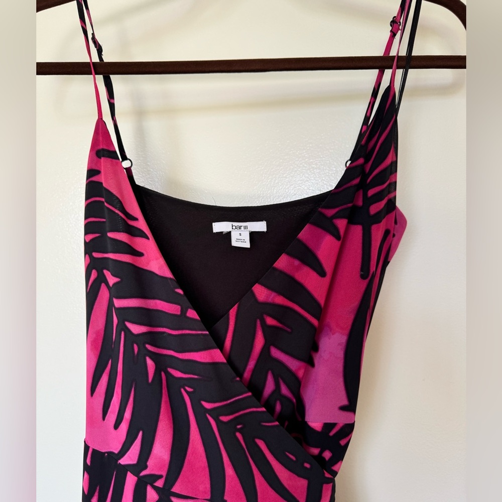 Dress - Picture 4 of 4